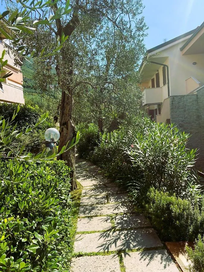 דירות ברנצונה סול גארדה Peler Beth'S House